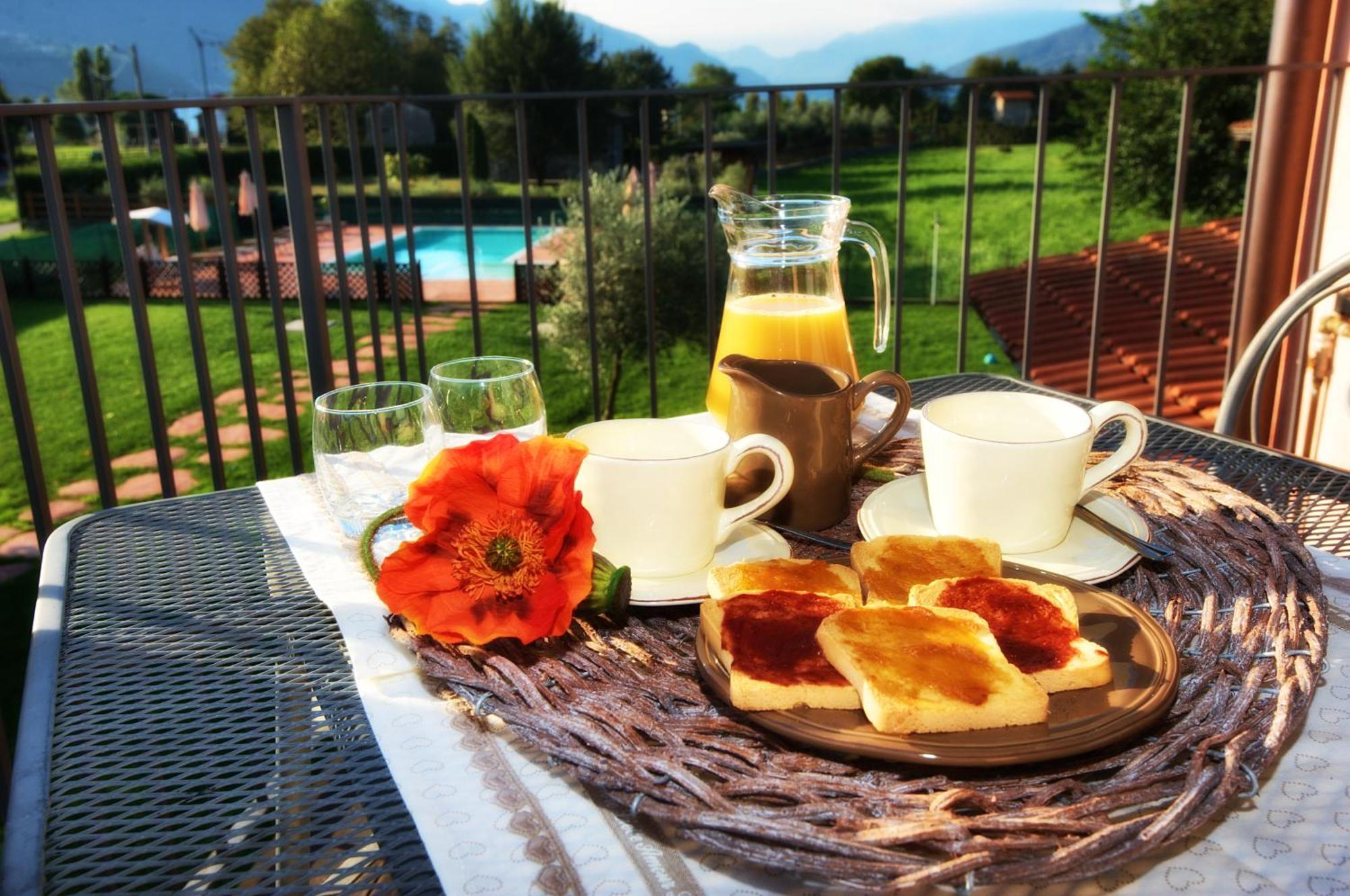 Agriturismo Alla Poncia Граведона Экстерьер фото