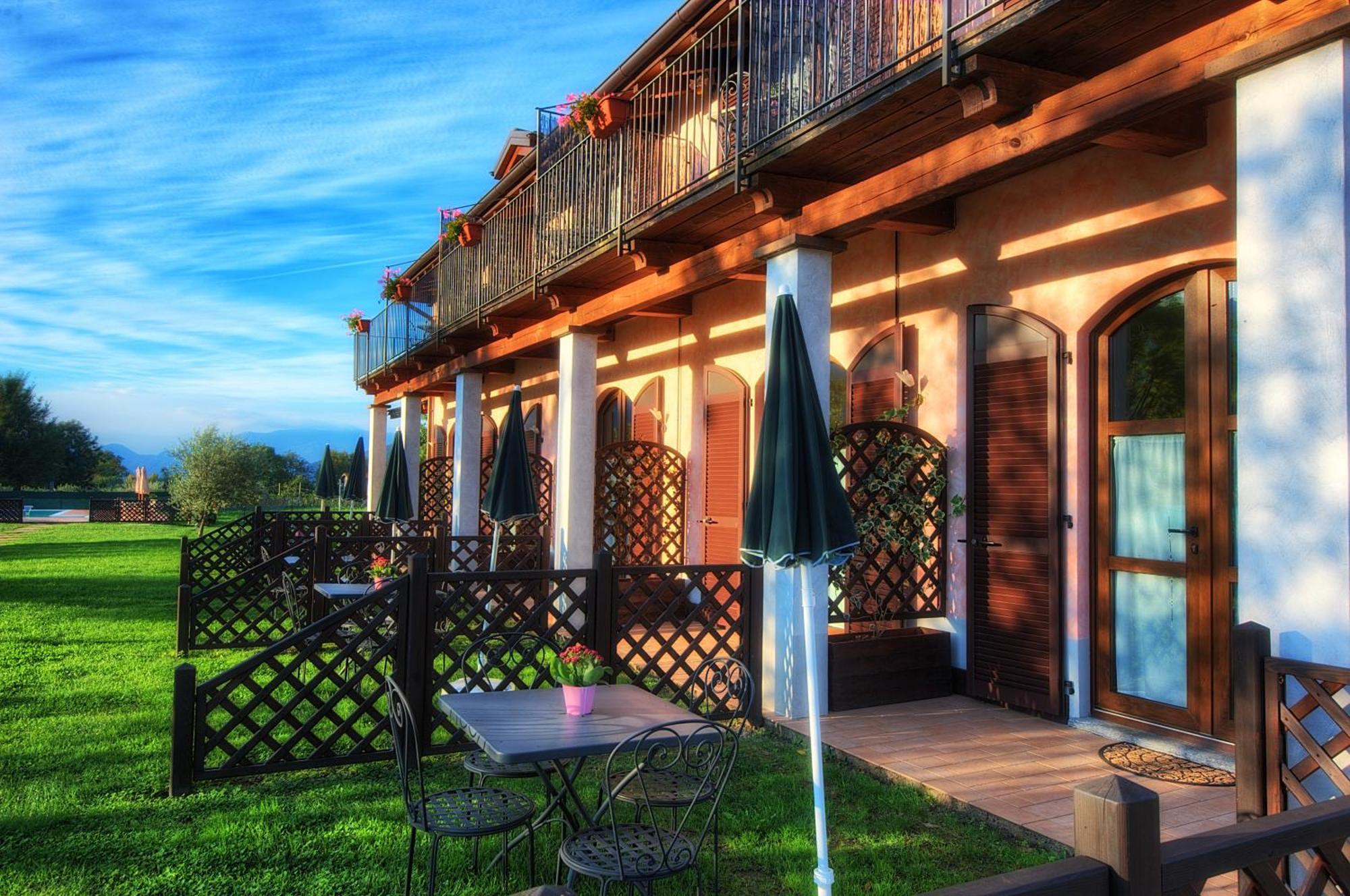 Agriturismo Alla Poncia Граведона Экстерьер фото
