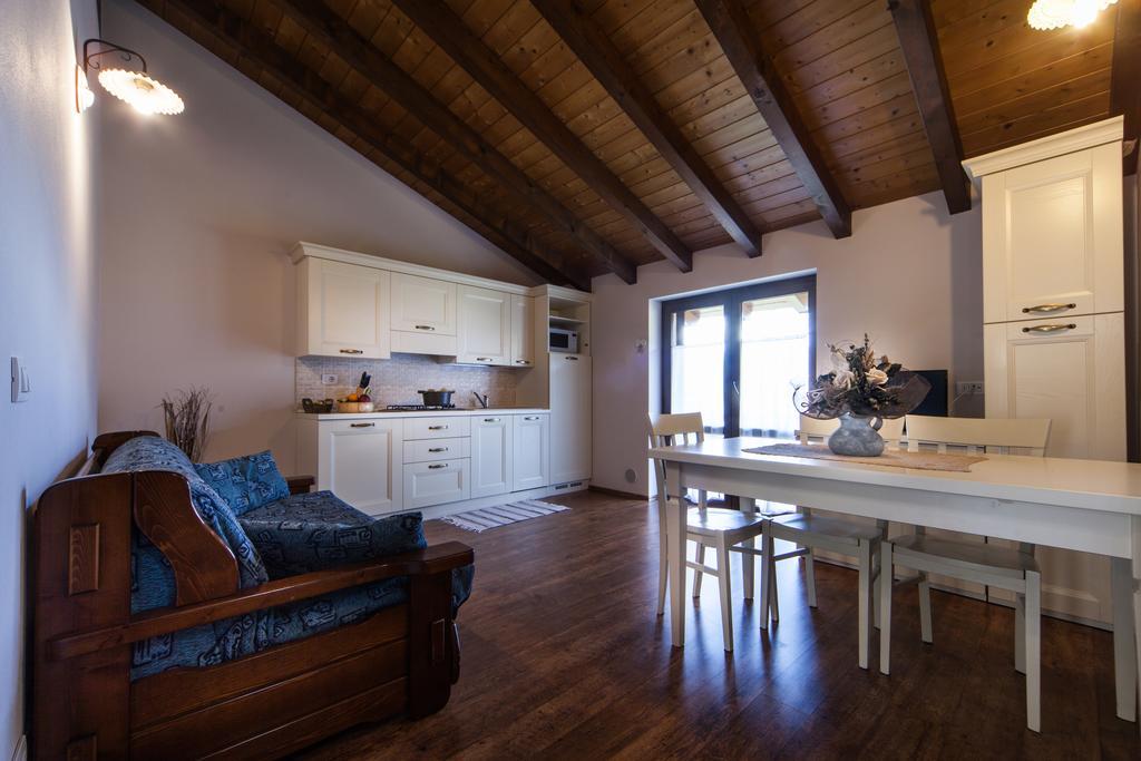 Agriturismo Alla Poncia Граведона Экстерьер фото